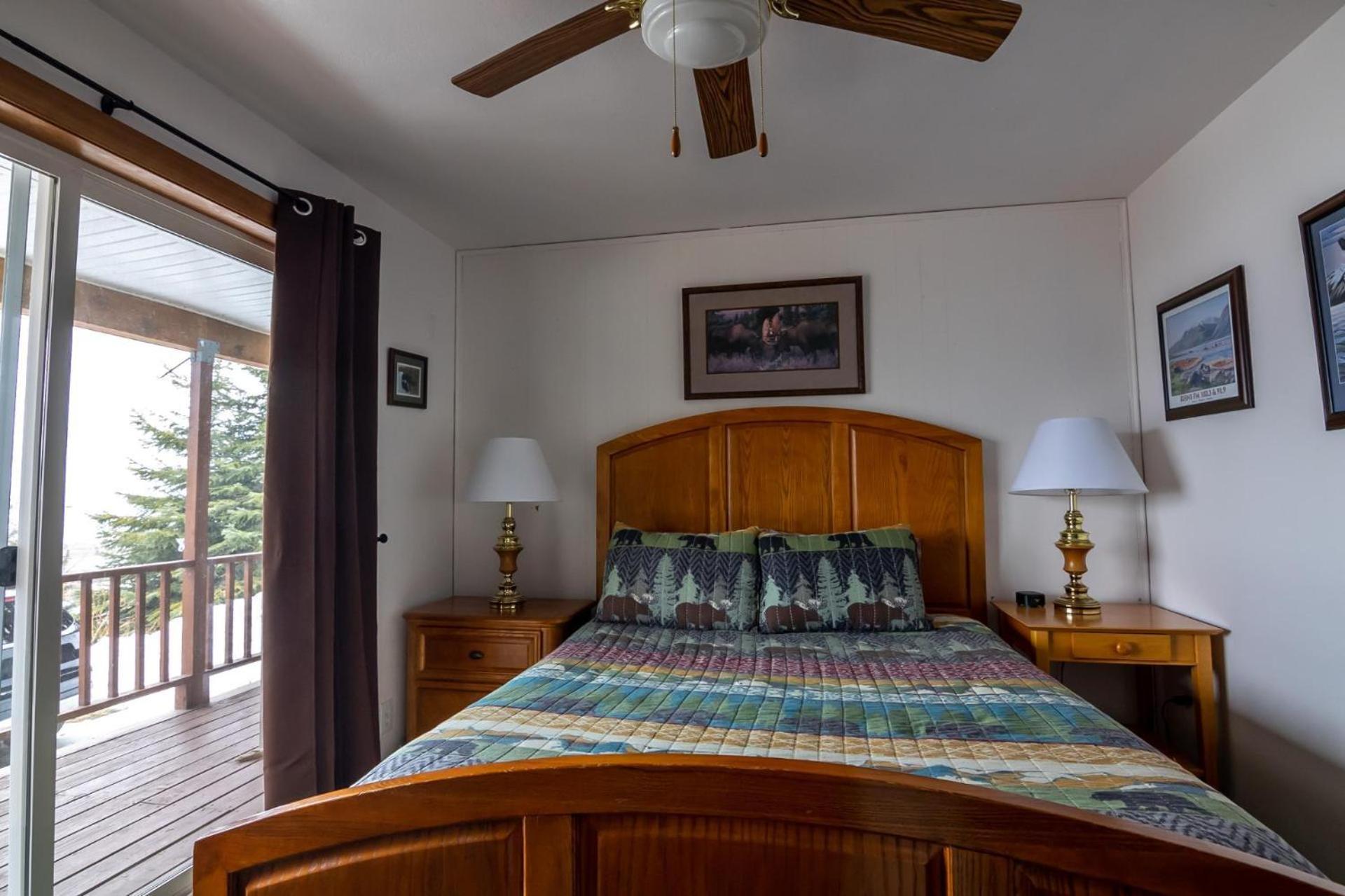 Front Room Lynnview Lodge Haines Εξωτερικό φωτογραφία